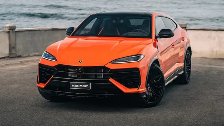 Lamborghini Urus 2025 : Spesifikasi dan Inovasi Teknologi Hibrida