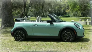 Mini Cooper S Convertible 2025 Mobil dengan Sensasi Cabrio Fun!