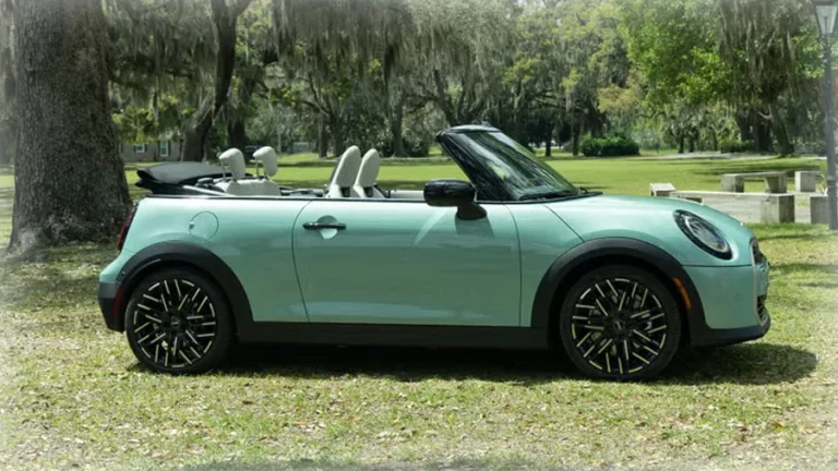 Mini Cooper S Convertible 2025 Mobil dengan Sensasi Cabrio Fun!